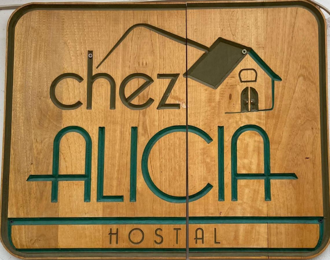 Chez Alicia Hostal Вилья-де-Лейва Экстерьер фото