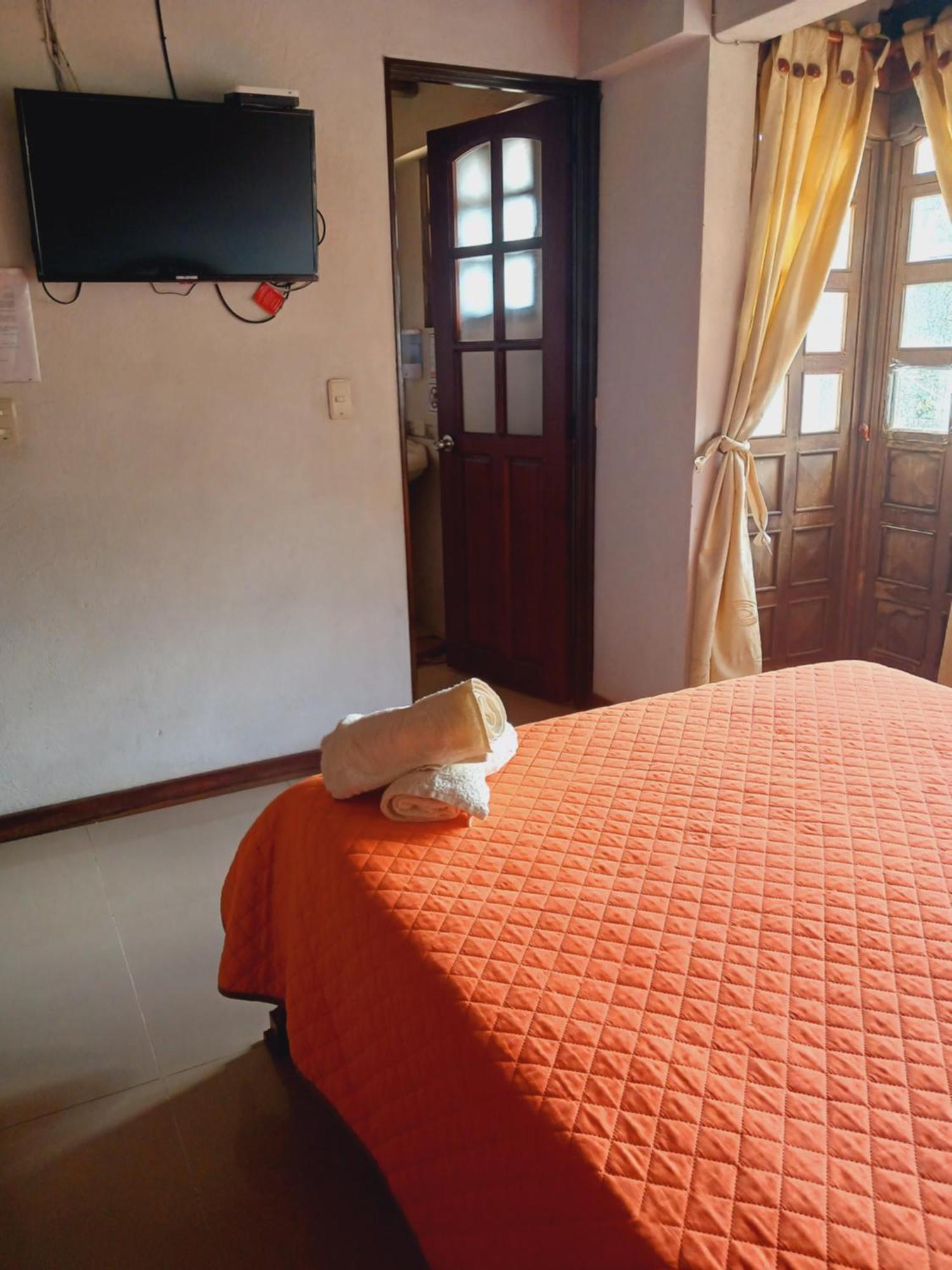 Chez Alicia Hostal Вилья-де-Лейва Экстерьер фото